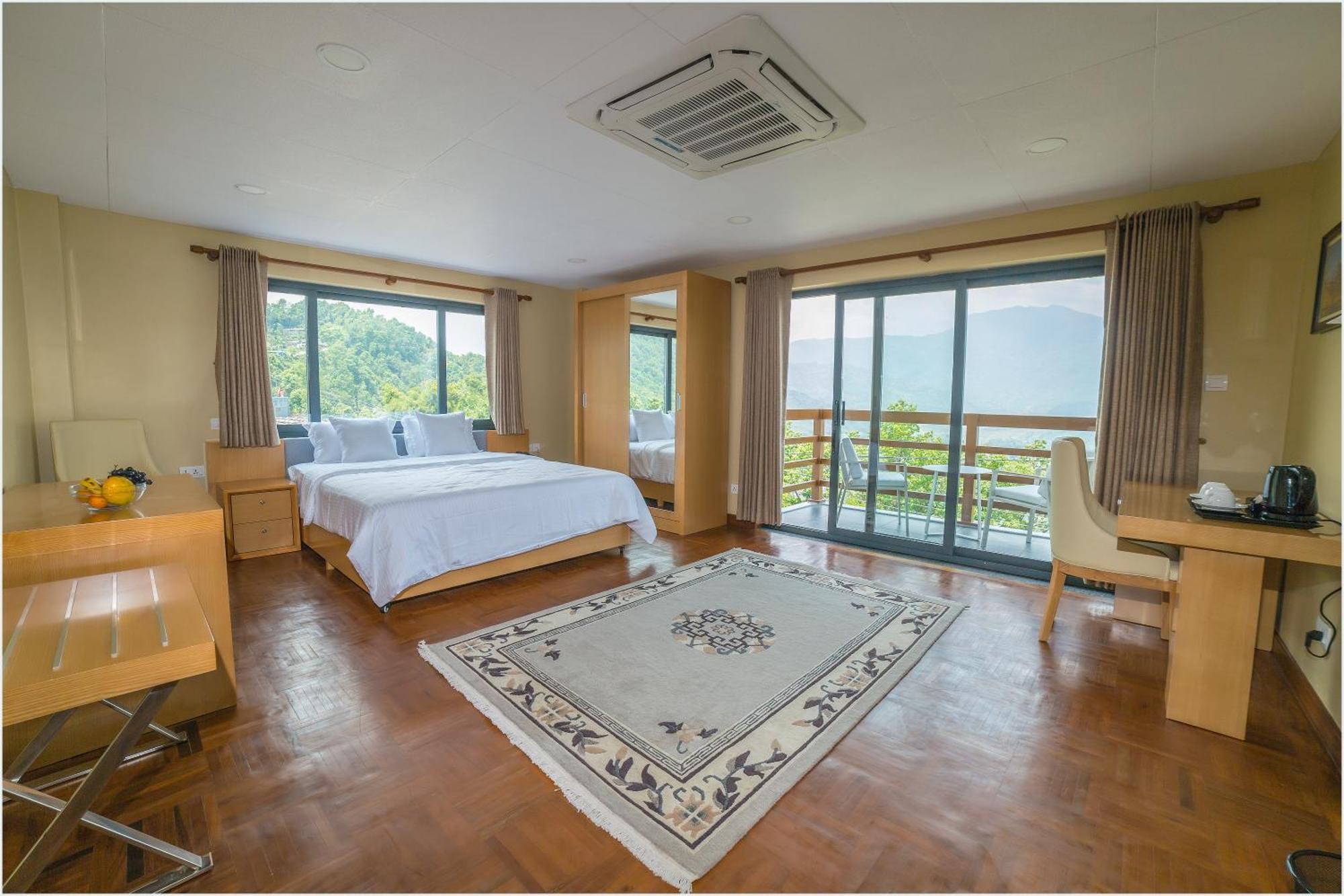 Belgian Hotel Pvt. Ltd Pokhara Buitenkant foto